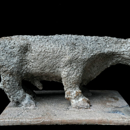 Toro, 2013, Ceramica ingubbiata, cm 34 x 42 x 78